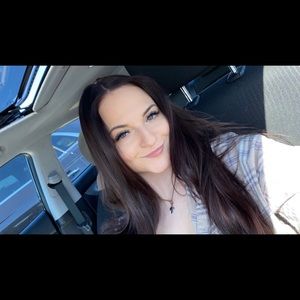 Meet your Posher, Deana